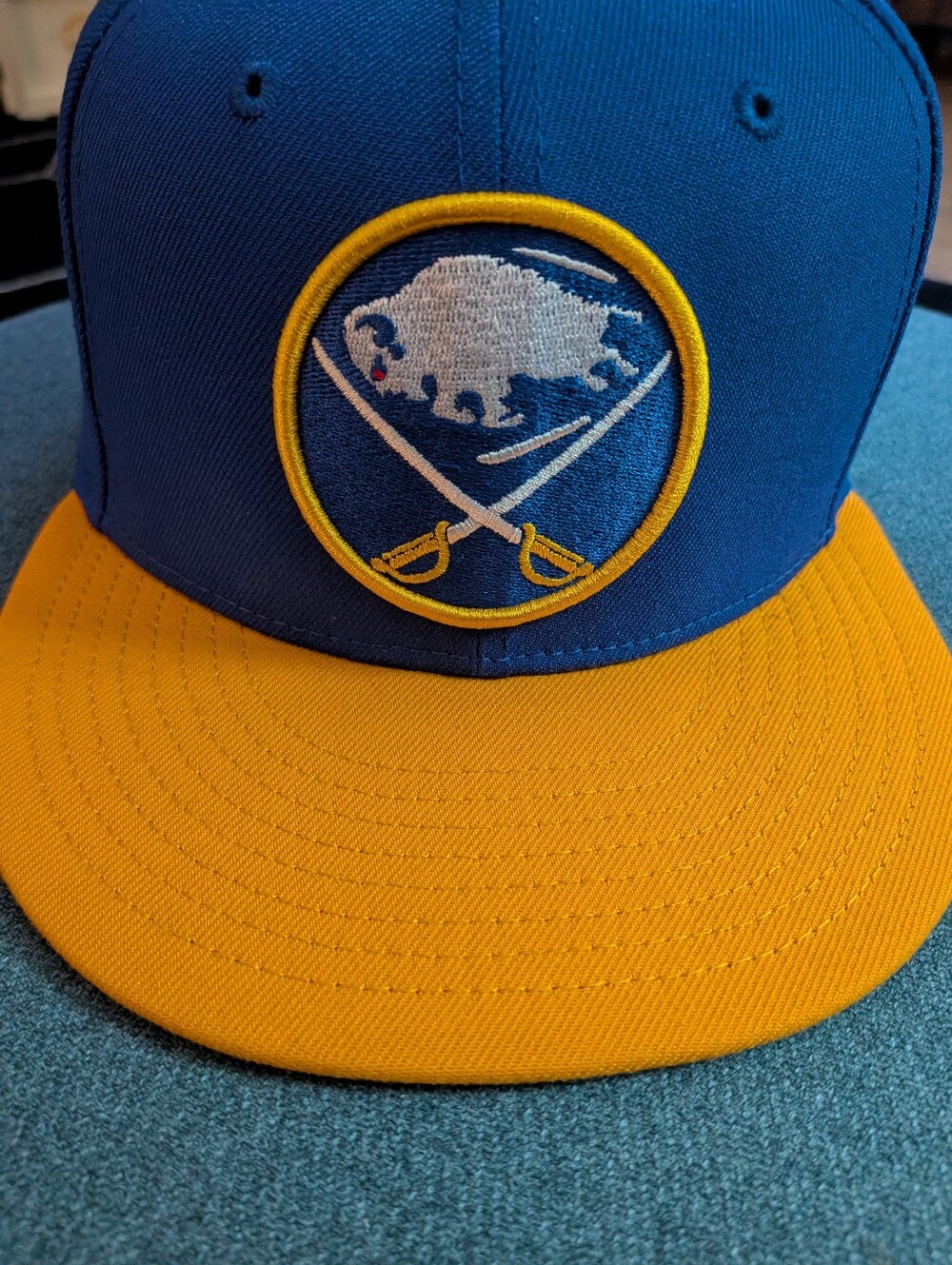 Buffalo Sabres 9Fifty Gold Brim New Era Snapback